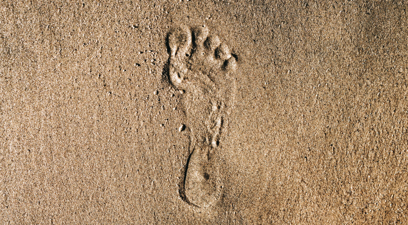 foot-print-beach